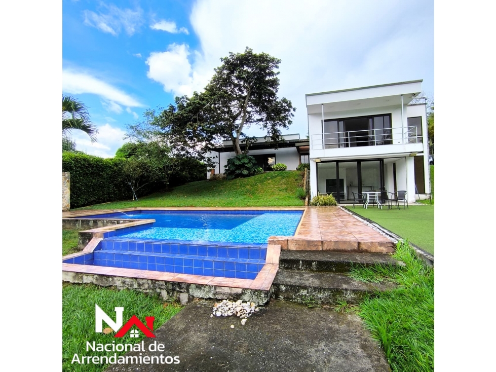 CASA CAMPESTRE COMBIA EN RENTA