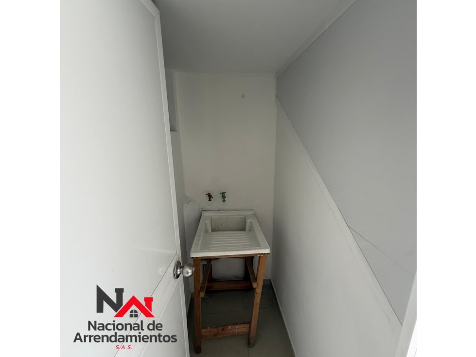 SE RENTA CASA LOCAL EN LA CIRCUNVALAR PEREIRA — foto 4