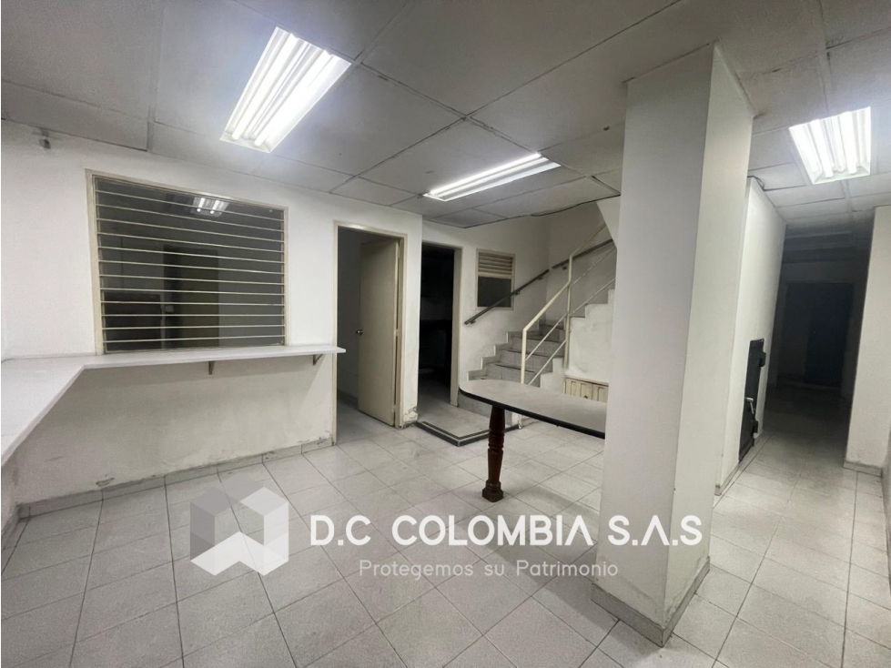 LOCAL EN VENTA BARRIO LAS DELICIAS AL SUR DE BOGOTÁ — foto 2
