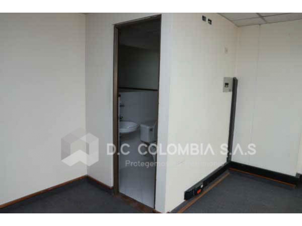 CONSULTORIO 204 EN VENTA O ARRIENDO ANTIGUO COUNTRY BOGOTÁ — foto 2