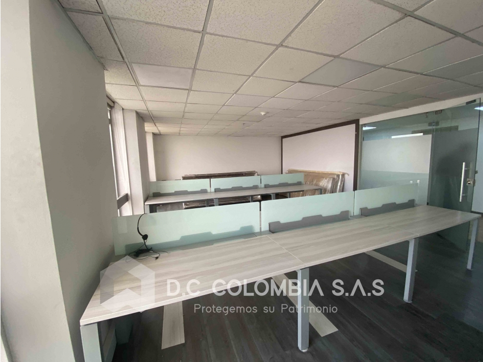 OFICINAS EN VENTA PISO 47 EN LA TORRE COLPATRIA DE BOGOTÁ — foto 2