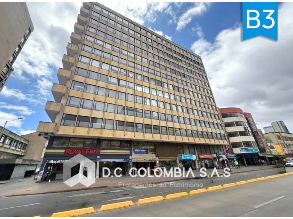 OFICINA EN VENTA EN EL CENTRO EN BOGOTÁ
