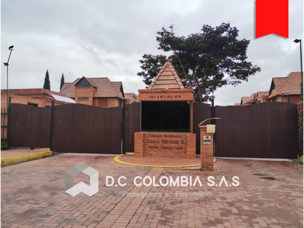 CASA EN VENTA - CONJUNTO SANTA BIBIANA EN CAJICÁ