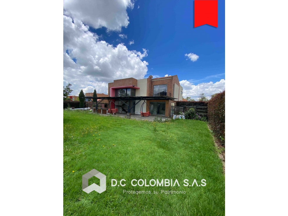 CASA EN VENTA EN COTA - BARRIO PARCELAS