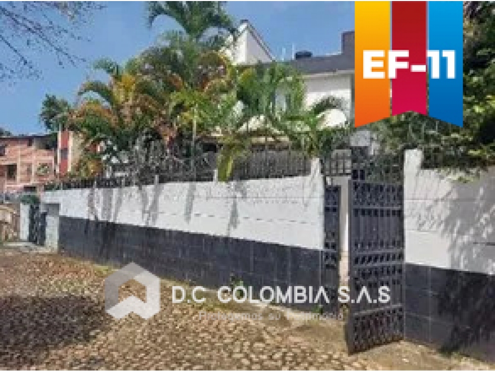CASA EN VENTA EN LA URBANIZACIÓN LAGOS DE CACIQUE EN BUCARAMANGA