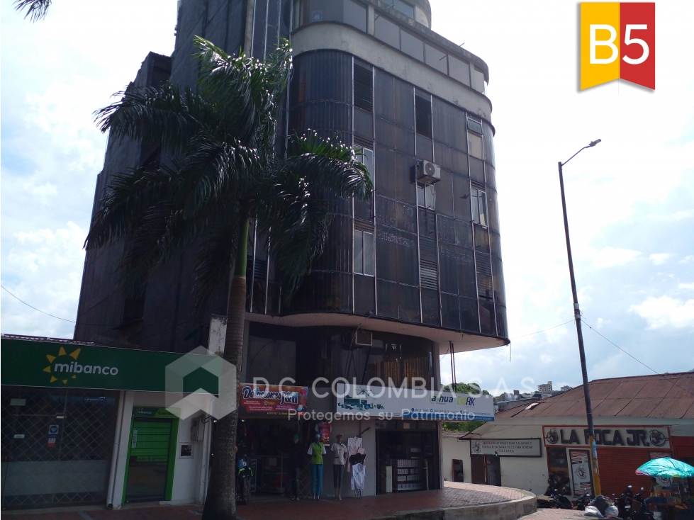 LOCAL EN VENTA EN EL EDIFICIO NATY DE VILLAVICENCIO META - 1
