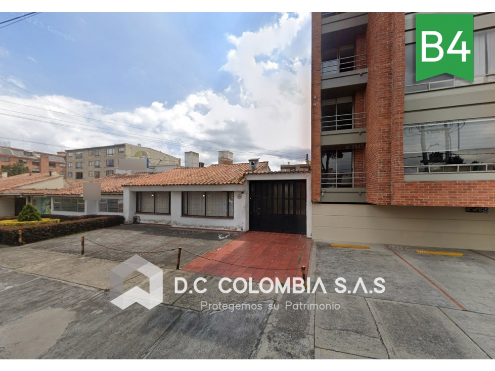 CASA EN VENTA EN EL BARRIO LOS CEDROS AL NORTE DE BOGOTÁ