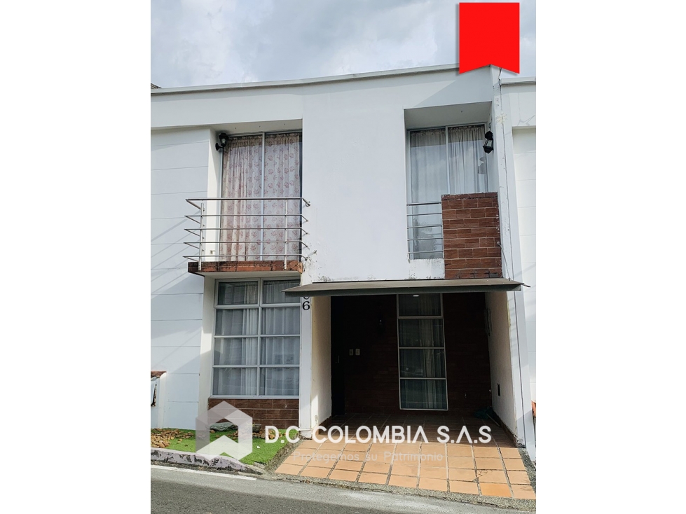 CASA EN VENTA EN EL CONJUNTO LOS GERANIOS EN ARMENIA