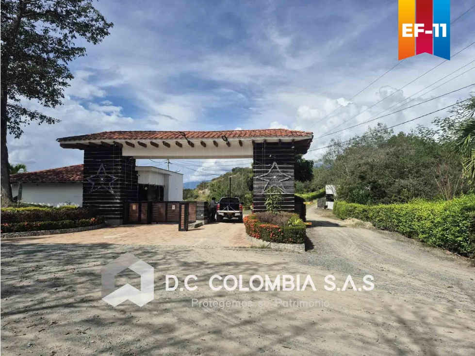 LOTE EN VEMTA EN LA VEREDA LA PUERTA EN SOPETRÁN - ANTIOQUIA - 1