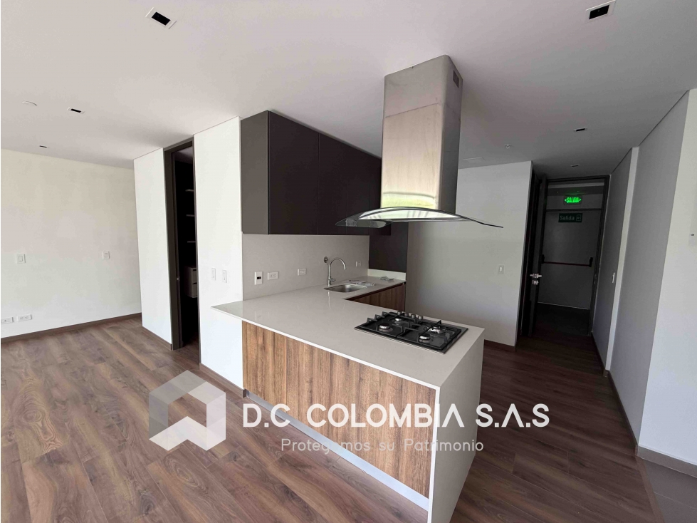 APARTAMENTO 9606 EN VENTA EL EDIFICIO PODIUM DE LA CIUDAD DE MEDELLÍN — foto 2