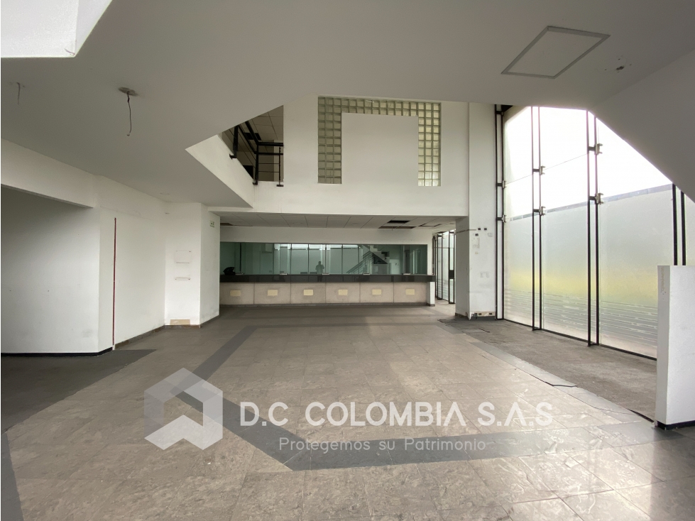 LOCAL EN VENTA EN CIUDAD SALITRE - BOGOTÁ — foto 3