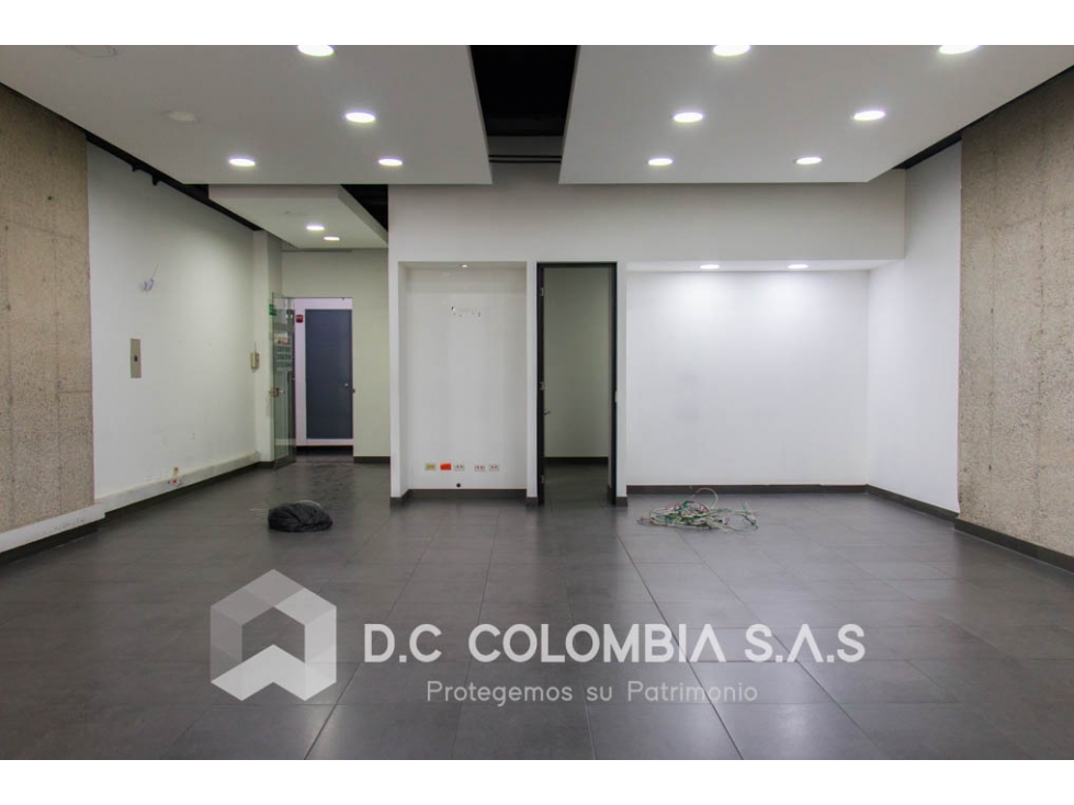 OFICINA 204 EN VENTA EN EDIFICIO BUSINESS CENTER EN BOGOTÁ — foto 4