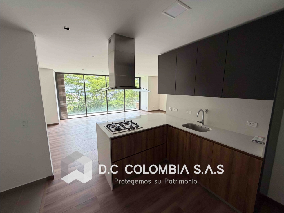 APARTAMENTO 9606 EN VENTA EL EDIFICIO PODIUM DE LA CIUDAD DE MEDELLÍN — foto 5