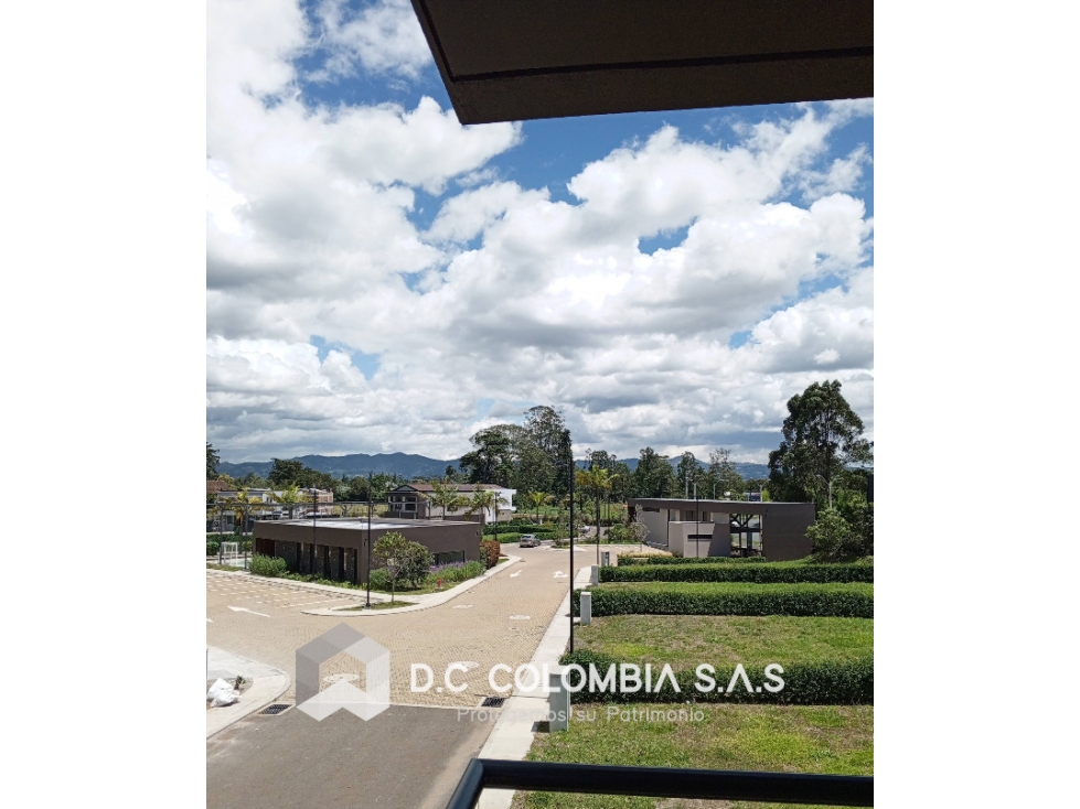 LOTE EN VENTA EN LA PARCELACIÓN SERENO DE RIONEGRO ANTIOQUIA — foto 2
