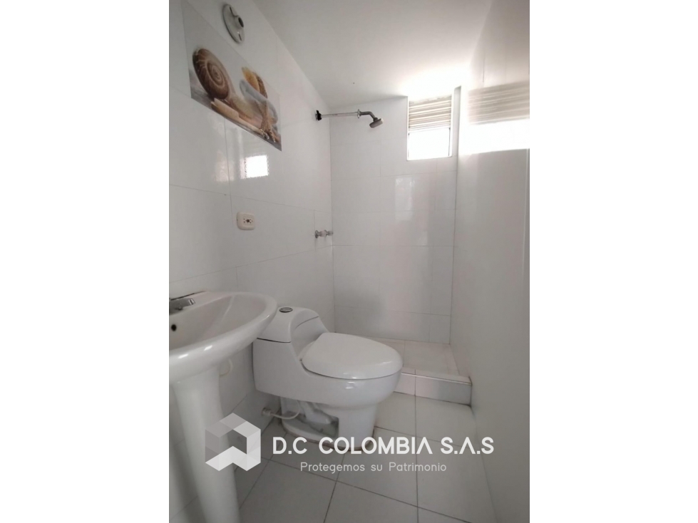CASA EN VENTA EN EL CONJUNTO HACIENDA LOS ALCAPARROS EN MADRID — foto 2