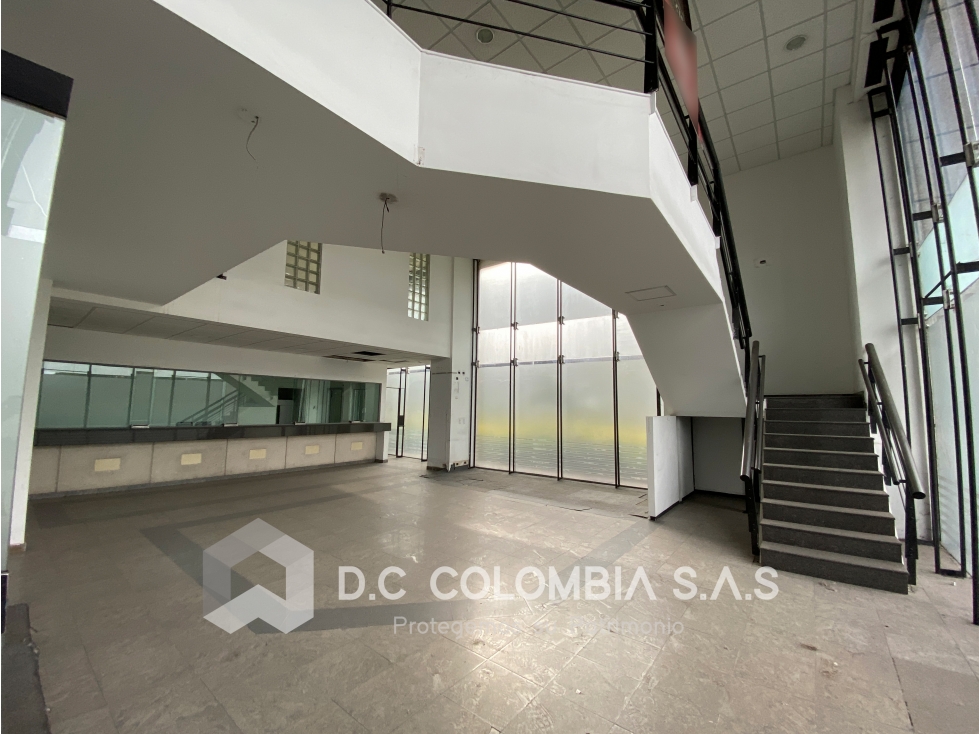 LOCAL EN VENTA EN CIUDAD SALITRE - BOGOTÁ — foto 2