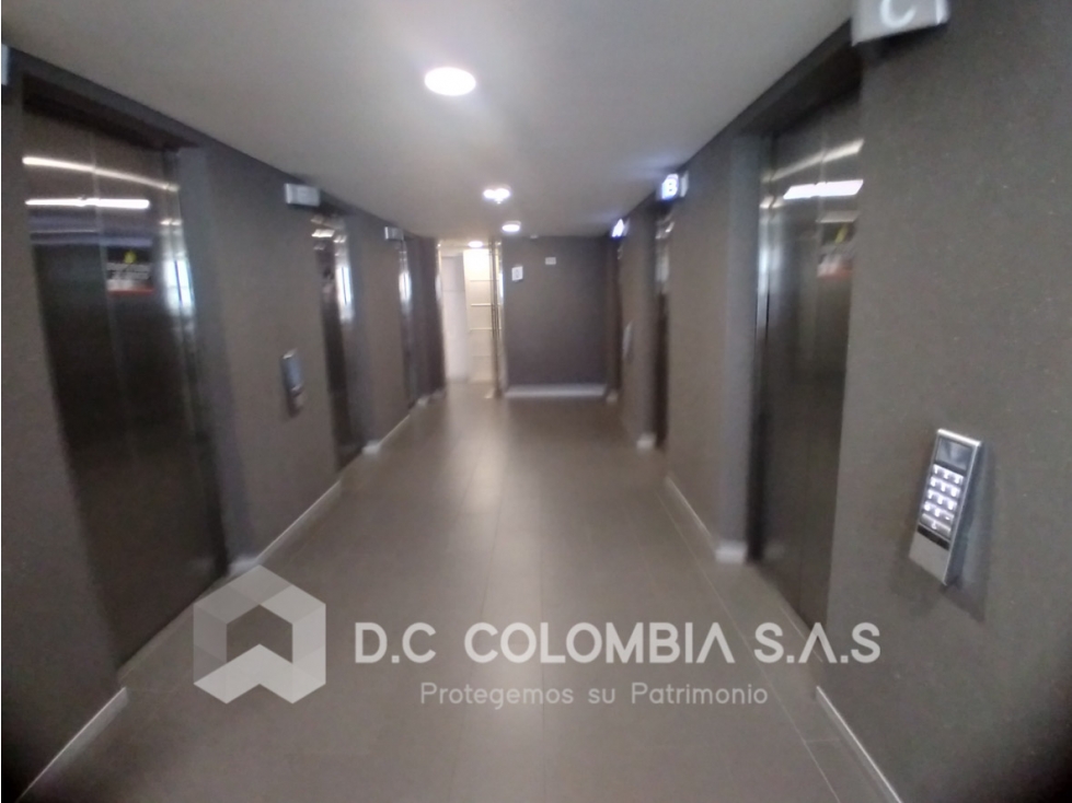 OFICINA EN VENTA EN EL EDIFICIO BACATÁ EN BOGOTÁ — foto 4