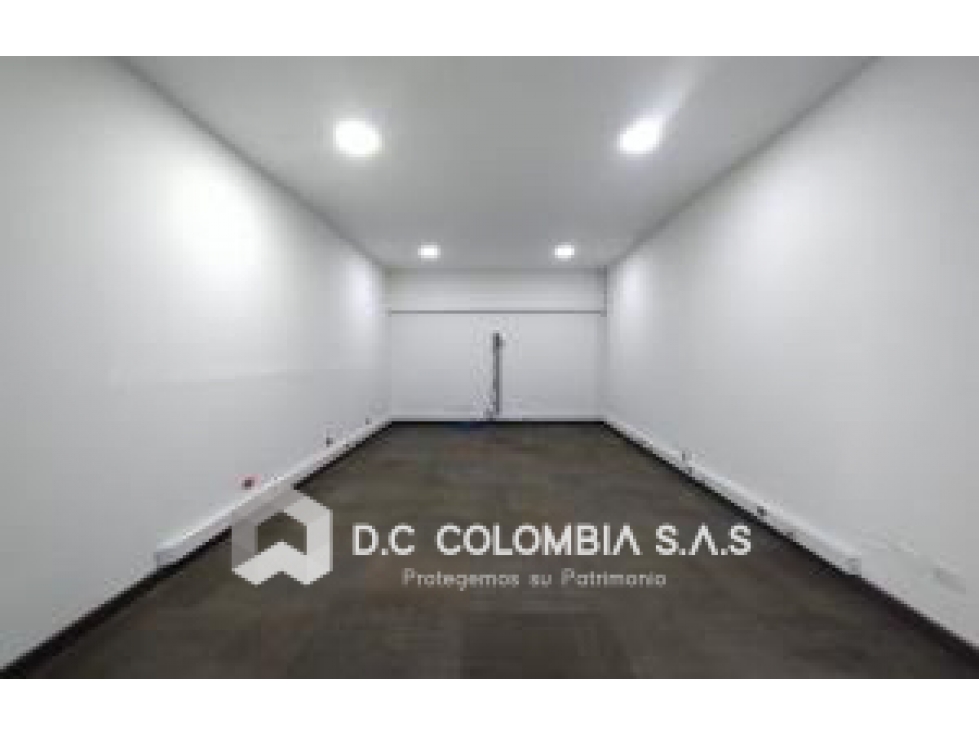 OFICINA EN VENTA EN EL NORTE DE BOGOTÁ - EDIFICIO 90 P.H — foto 3