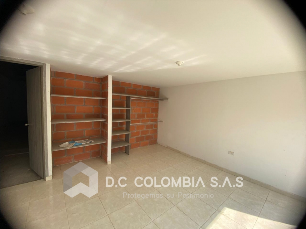 LOCAL EN VENTA EN LEBRIJA - SANTANDER - 3