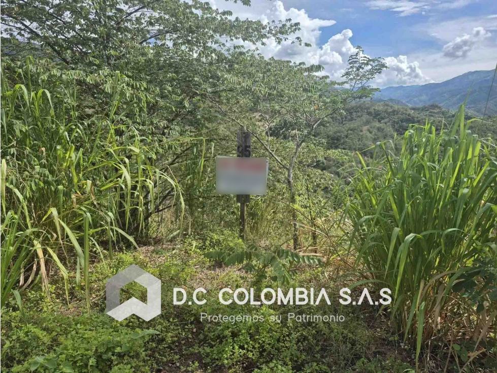 LOTE EN VEMTA EN LA VEREDA LA PUERTA EN SOPETRÁN - ANTIOQUIA - 3