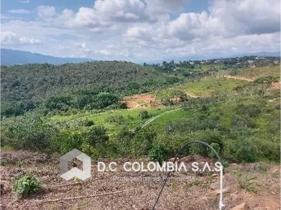 LOTE EN VENTA EN EL CONDOMINIO RUITOQUE EN GIRÓN - SANTANDER - 3