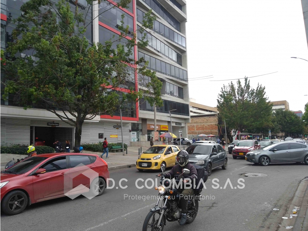 VENTA DE LOCALES Y OFICINAS EN EL BARRIO CHICÓ NORTE - BOGOTÁ — foto 4
