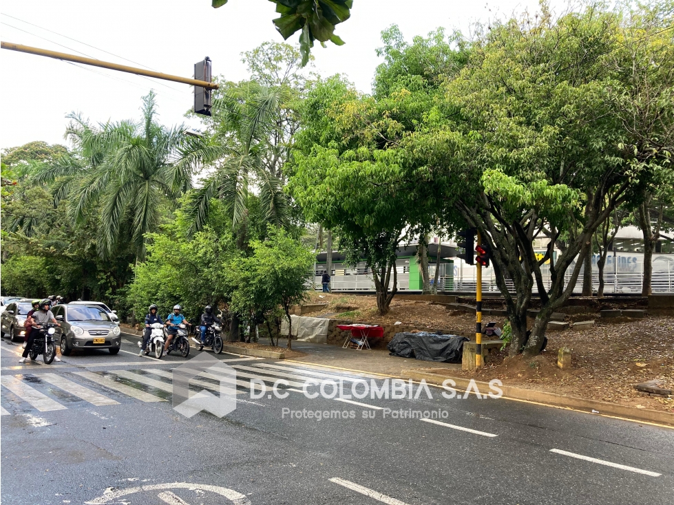 LOCAL EN VENTA EN EL CENTRO COMERCIAL UNICENTRO DE CALI — foto 4