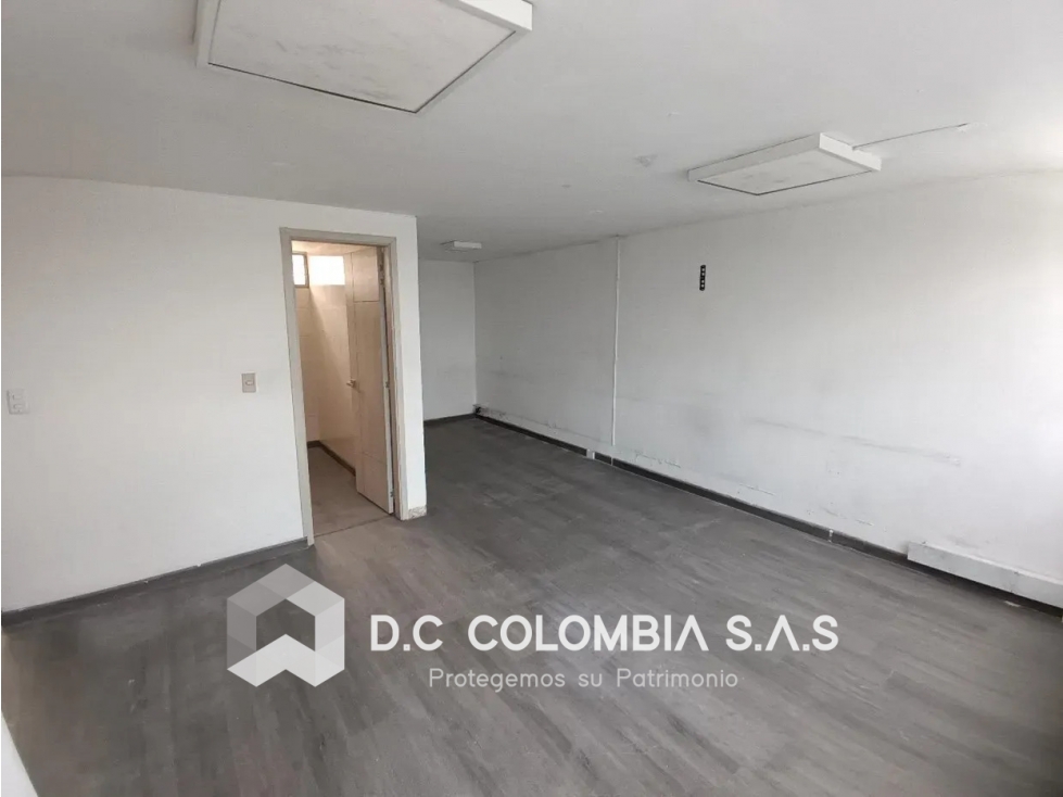 OFICINAS EN VENTA SOBRE LA CARRERA 13 CON CALLE 38 EN BOGOTÁ — foto 6