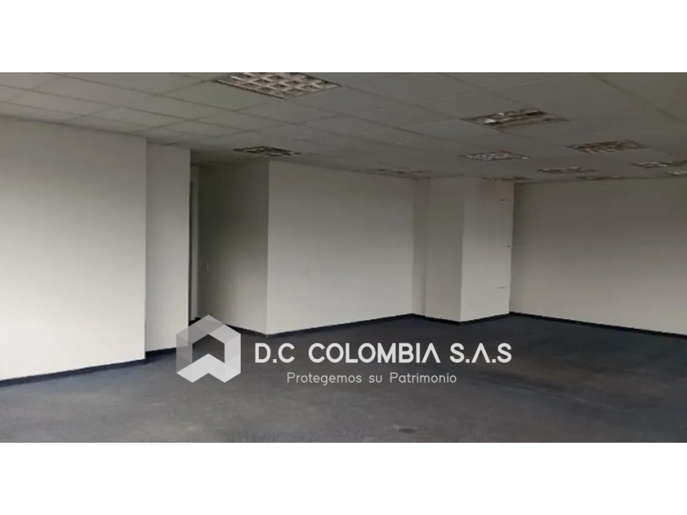 OFICINA EN VENTA EN CENTRO EMPRESARIAL AL NORTE DE BOGOTÁ — foto 4