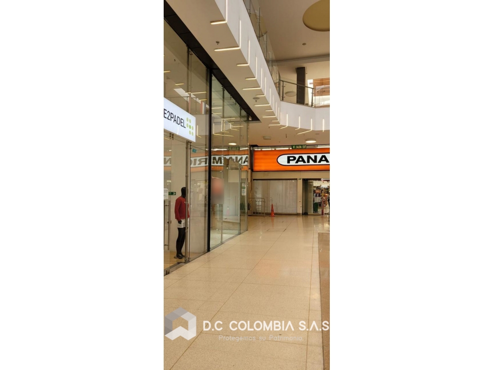 LOCAL EN VENTA EN EL CENTRO COMERCIAL METROPOLIS DE BOGOTÁ - 4