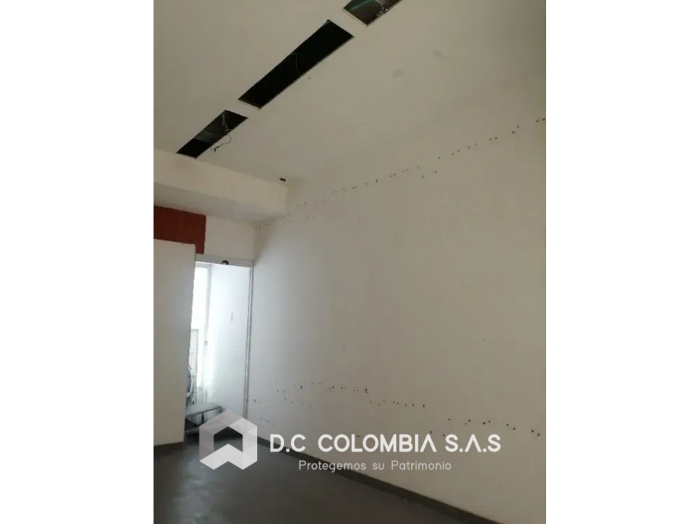 LOCAL EN VENTA EN EL CENTRO COMERCIAL MORICHAL PLAZA - 4