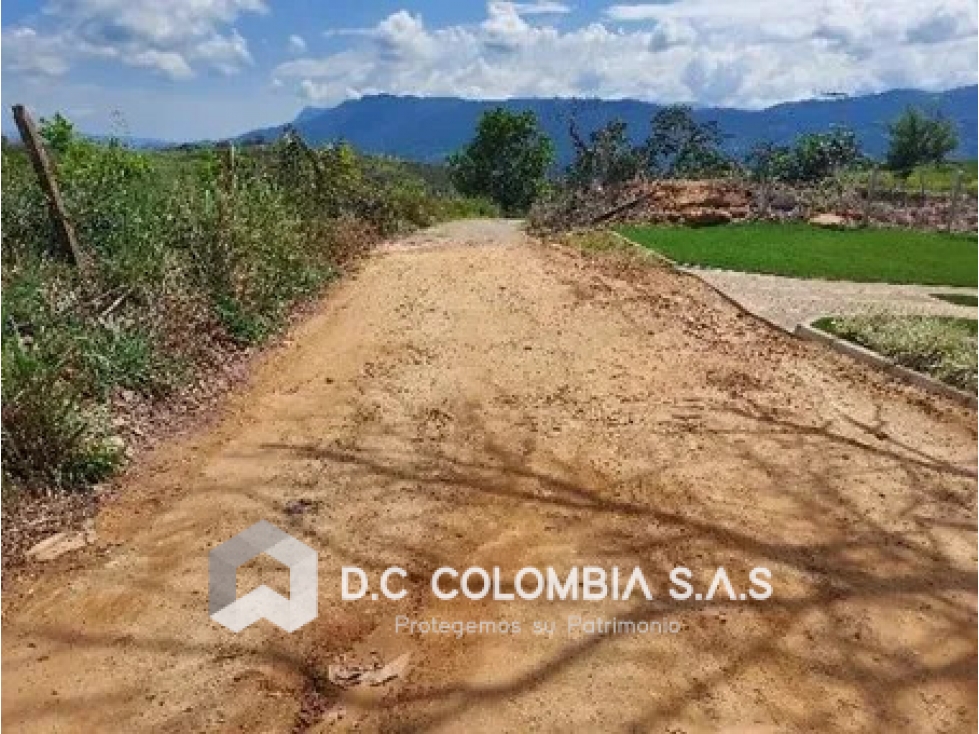LOTE EN VENTA EN EL CONDOMINIO RUITOQUE EN GIRÓN - SANTANDER - 4