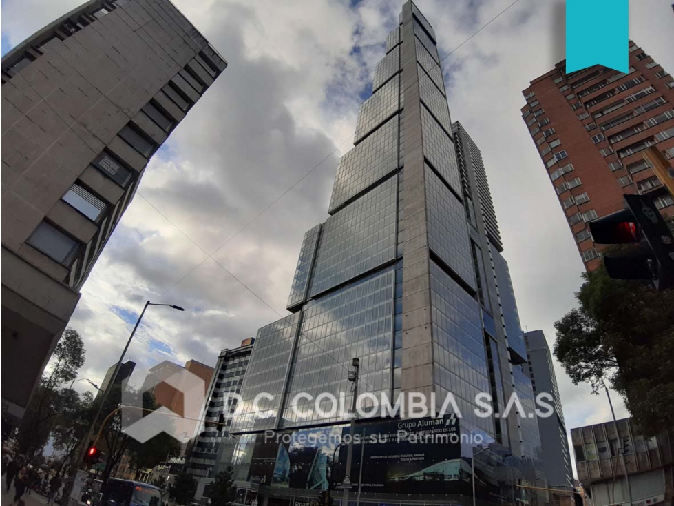 OFICINA EN VENTA EN EL EDIFICIO BACATÁ EN BOGOTÁ