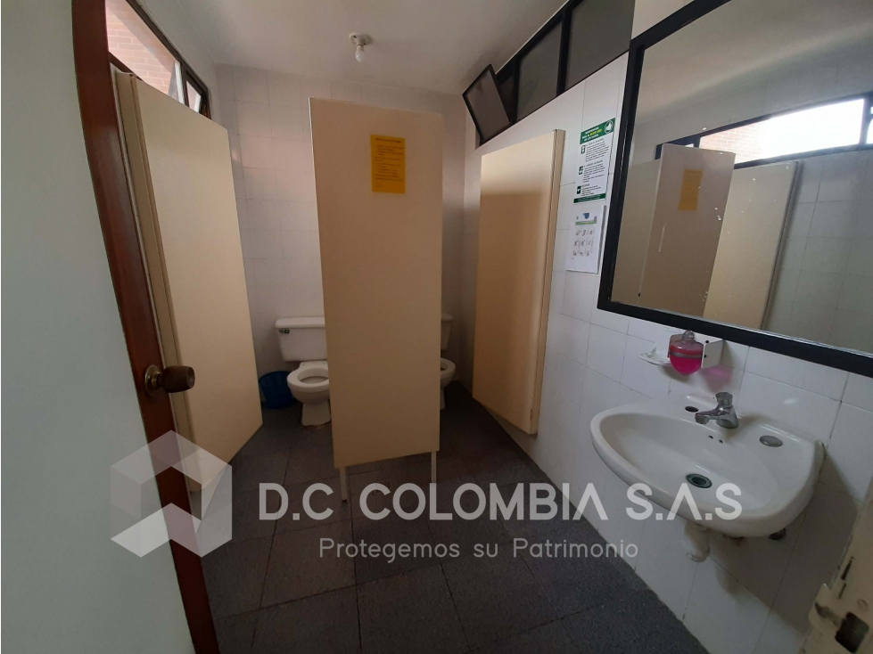 OFICINA EN PISO 2 EN VENTA EN EDIFICIO VILLAS SANTA PAULA — foto 6