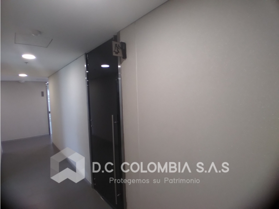OFICINA EN VENTA EN EL EDIFICIO BACATÁ EN BOGOTÁ — foto 6