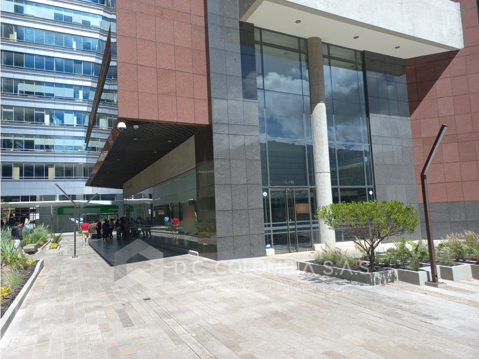 LOCAL EN VENTA EN EL EDIFICIO SCOTIABANK EN BOGOTÁ — foto 5