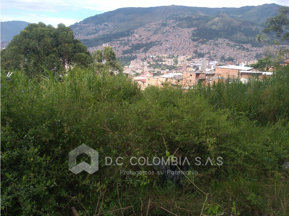 LOTE EN VENTA EN EL BARRIO LORETO EN LA CIUDAD DE MEDELLÍN — foto 5
