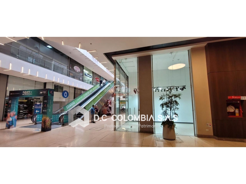 LOCAL EN VENTA EN EL CENTRO COMERCIAL METROPOLIS DE BOGOTÁ - 5