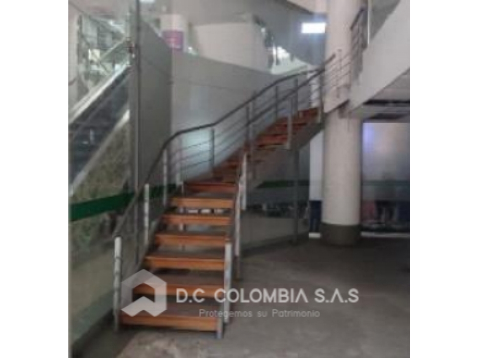 LOCAL EN VENTA O ARRIENDO EN CENTRO COMERCIAL SABANA PLAZA EN BOGOTÁ — foto 6