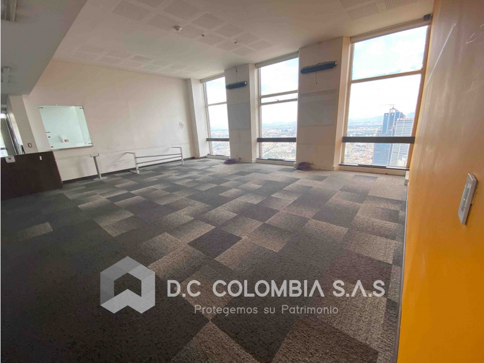 OFICINAS EN VENTA PISO 47 EN LA TORRE COLPATRIA DE BOGOTÁ — foto 6