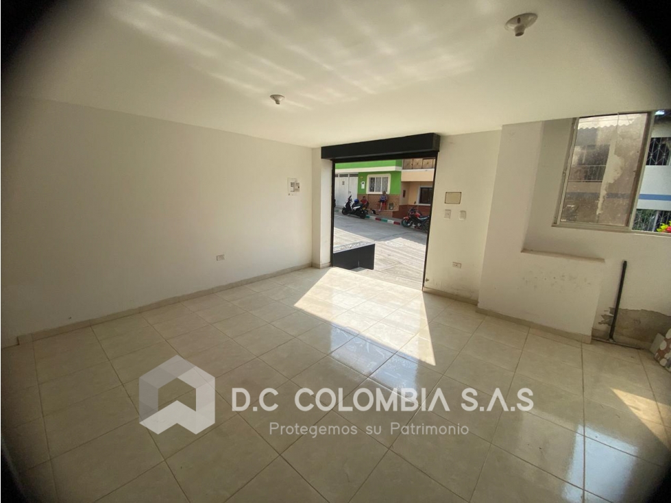 LOCAL EN VENTA EN LEBRIJA - SANTANDER - 6
