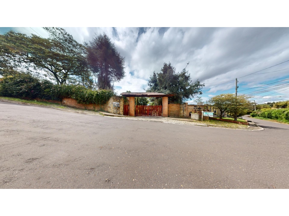 LOTE EN VENTA EN SAN JOSÉ DE BAVARIA EN BOGOTÁ — foto 4