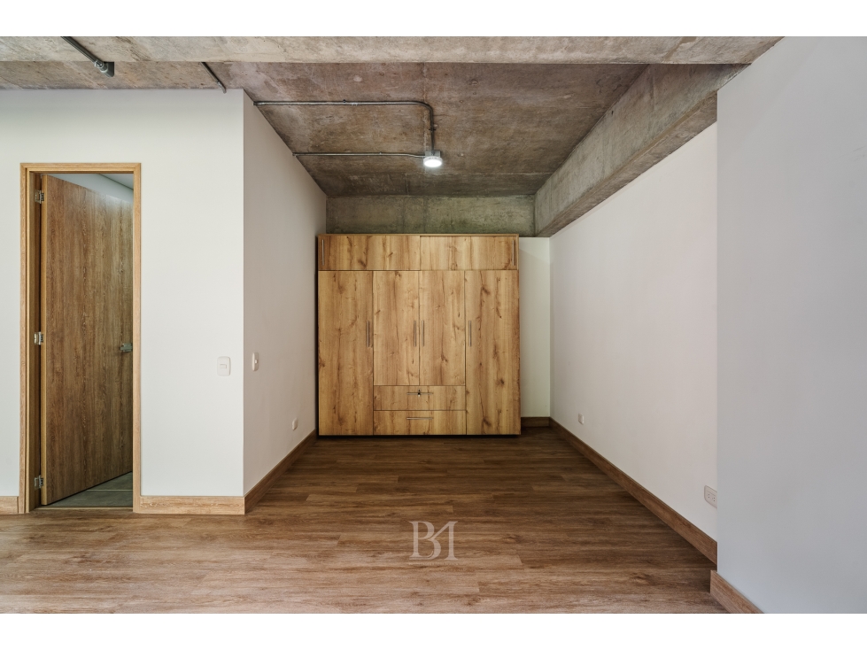 APARTAMENTO TIPO LOFT EN EL RETIRO SECTOR PURO CUERO — foto 6