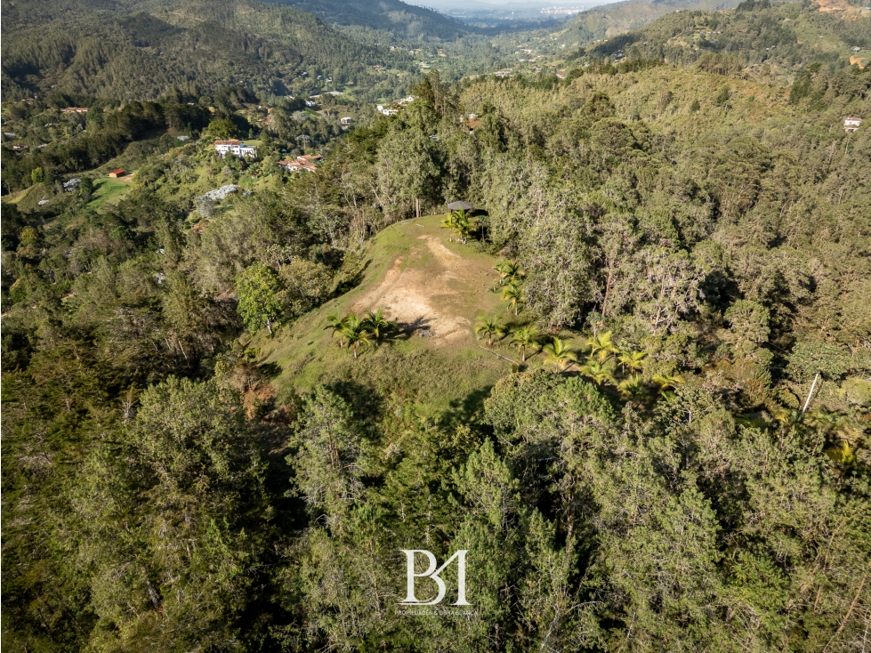 LOTE EN EXCLUSIVA PARCELACIÓN EN LA VIA LA FE EL RETIRO — foto 5