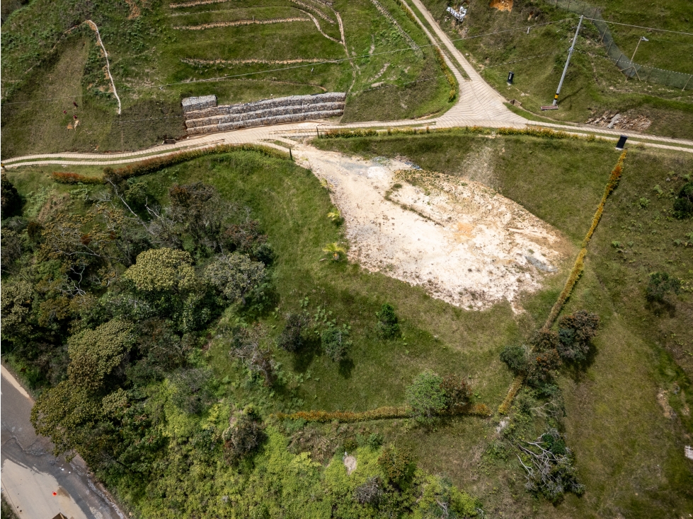 LOTE EN LA VEREDA EL ROBLE GUATAPÉ — foto 3
