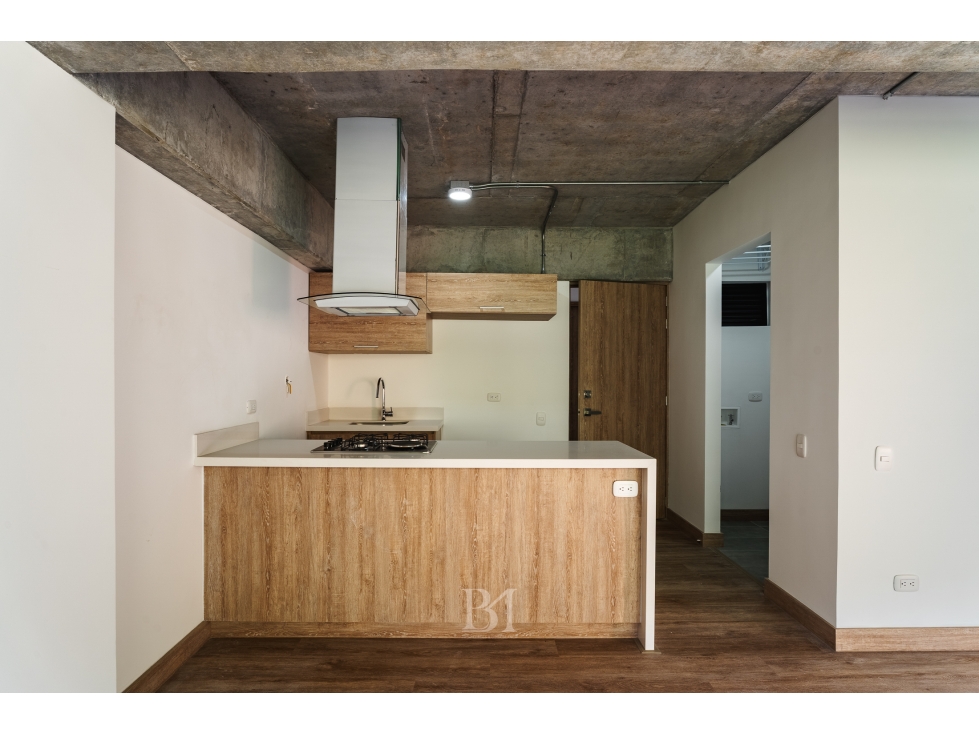 APARTAMENTO TIPO LOFT EN EL RETIRO SECTOR PURO CUERO — foto 3