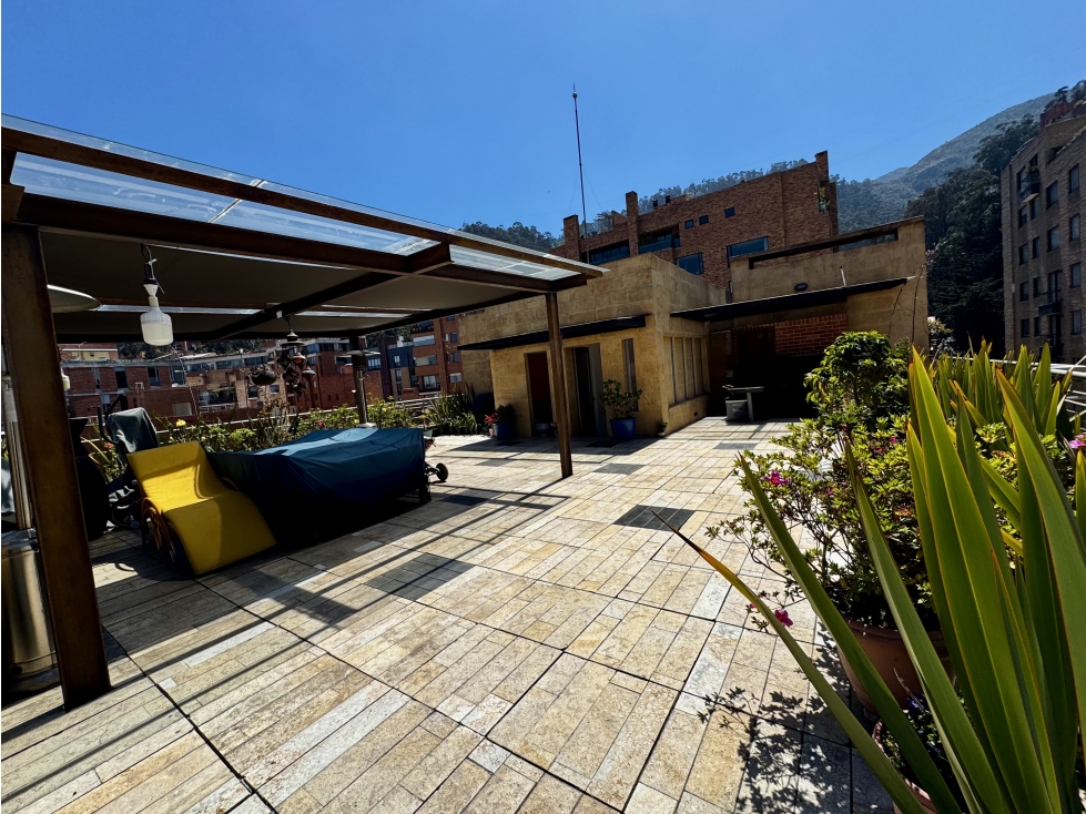 Apartamento PH para VENTA o ARRIENDO en barrio Refugio/Bogota