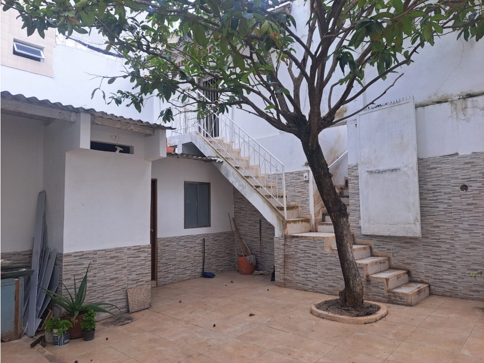EDIFICO PARA ARRIENDO BARRIO LA FORD - 2