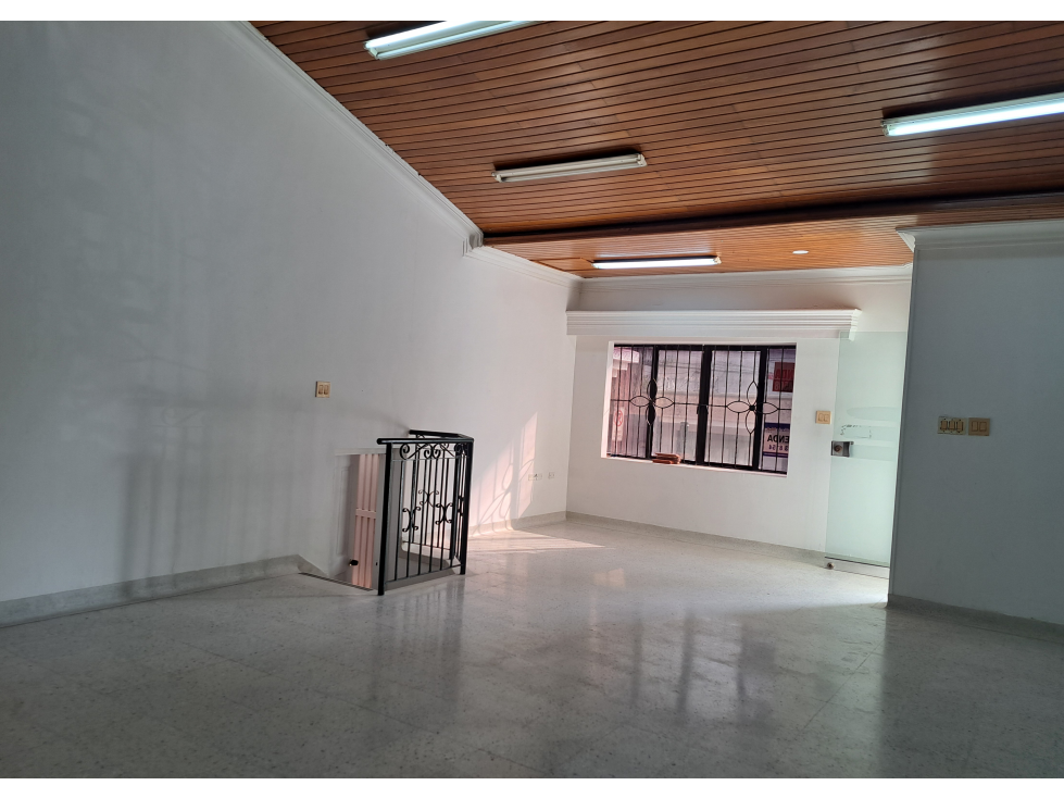 CASA PARA ARRIENDO BARRIO LA FORD - 1