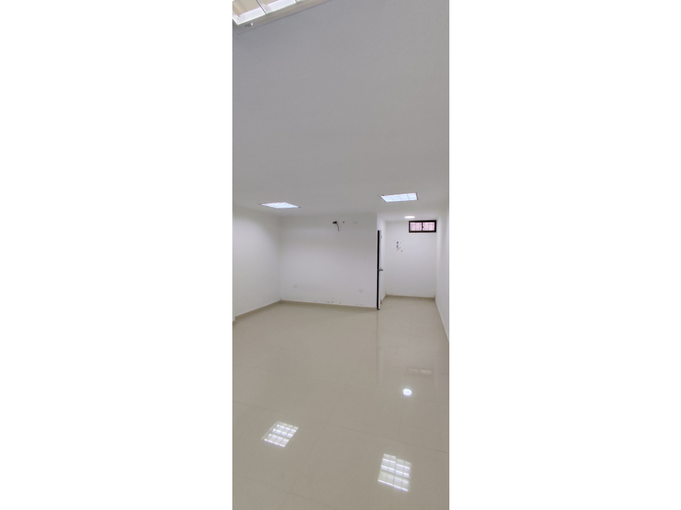 EDIFICIO ARRIENDO COMERCIAL CENTRO - 2